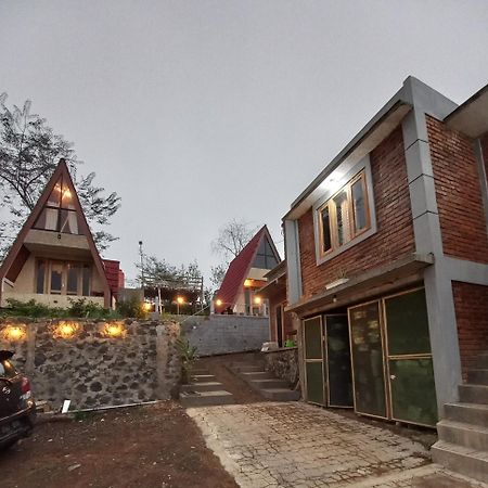 Agora Home Wonosobo Bagian luar foto